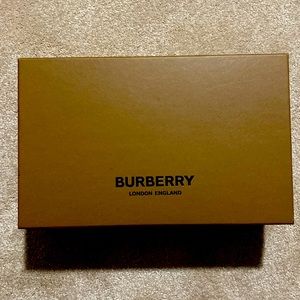 Burberry Shoe Box (Empty)
